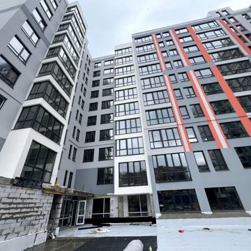 Привокзальна, 30
