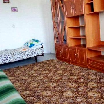 Здається квартира на довгострокову оренду вул. Корятовича