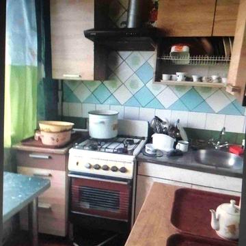 Продам 1 кiм. квартиру вул. Метробудiвникiв,