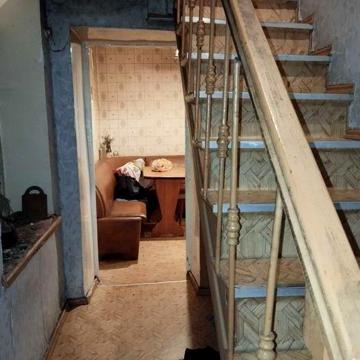 Продам 2 комн. квартиру по ул. Пастера, 66 кв м, 2эт /3