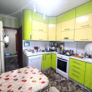 4-кімнатна квартира з автономним опаленням