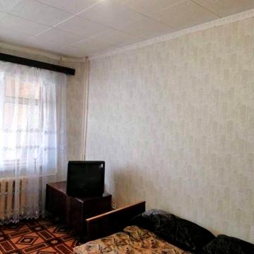СДАМ 1-комн. Квартиру на Шуменском ,район рынка.