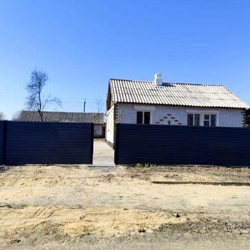 Продам приватний цегляний будинок в с. Льгів
