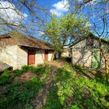 Продається будинок в селищі Михайло-Коцюбинське.