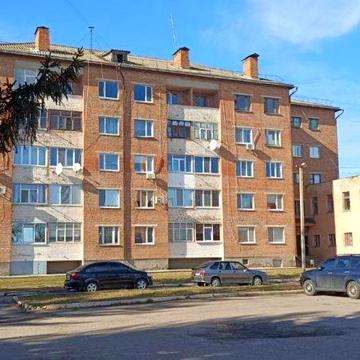 Продам свою 2-у квартиру у м.Миргород