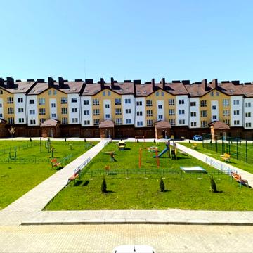 Героїв Крут вул., 8