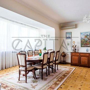 Продаж квартири, вул. Тургенівська, 148м2