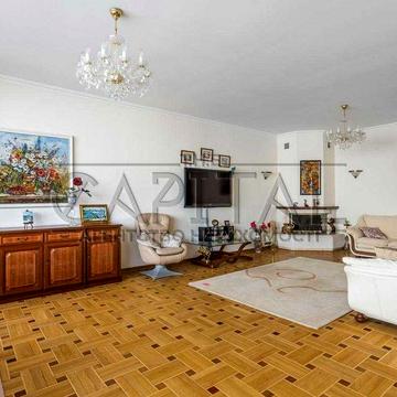 Продаж квартири, вул. Тургенівська, 148м2