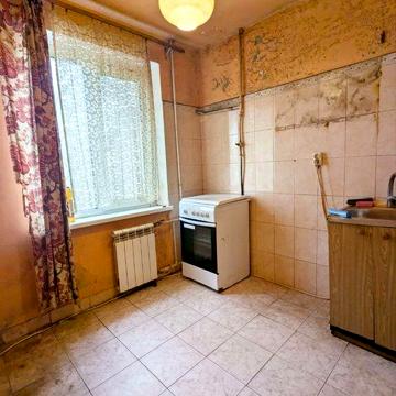 Зодчих 30, 2кв. з окр.кімнатами на 1 поверсі