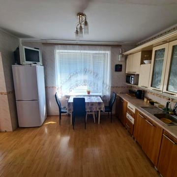Трикімнатна квартира з меблями від Власника без комісії!