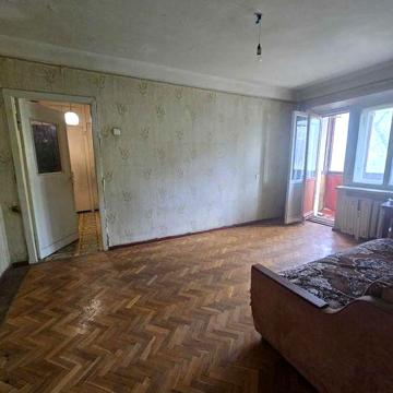 Продам 2-х квартиру в центрі Соломянка,  Повітрофлотський проспект 52