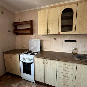 Продаж 2к чешки на Північному