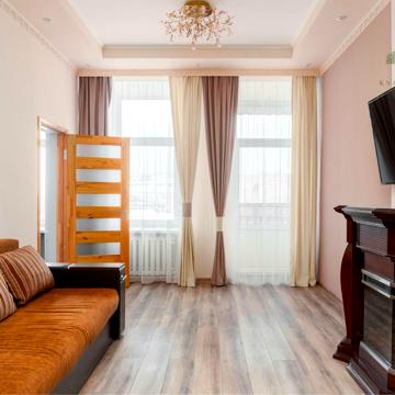 Чоботарська вул., 49