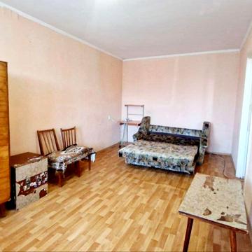 Набережна Перемоги вул., 126