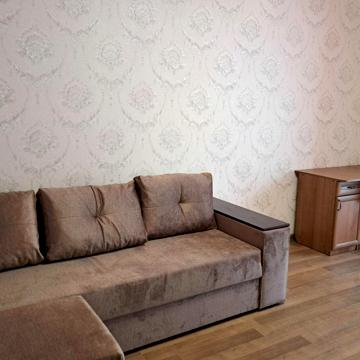 Івана Пулюя вул., 40