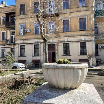 Продаж 2к Квартира Садова вулиця