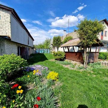 Затишне домоволодіння в селі Виблі