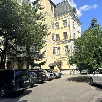 Продажа квартири 3к Бехтеревський пров., 13а доревол Н=3,2м
