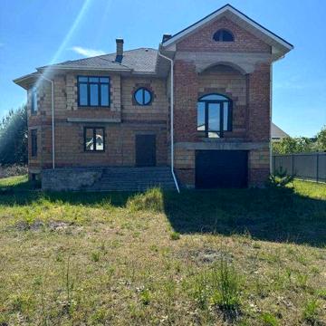 Продаж коробки . Старі Петрівці мас. Старий сад