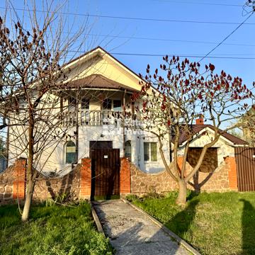 Вінницька, 21