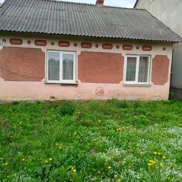 Продаж будинку в м. Комарно, Львівський район — 22 сотки землі