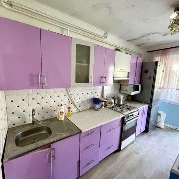 Продам двокімнатну квартиру. Автономне опалення.