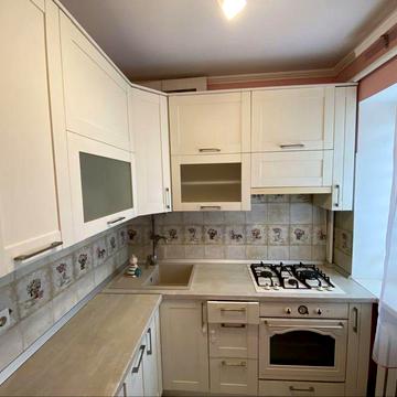 Продаж 2х кімнатноі квартири в центрі. Цегляний будинок