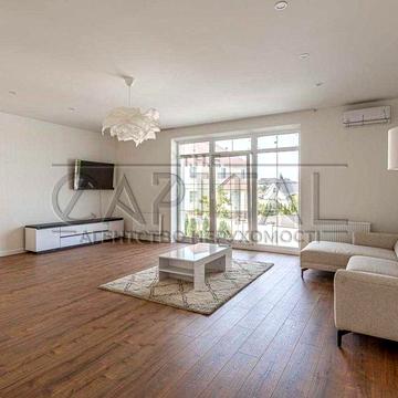 Продаж Таунхаус / з ремонтом, Козин , КМ Монтана Вілидж