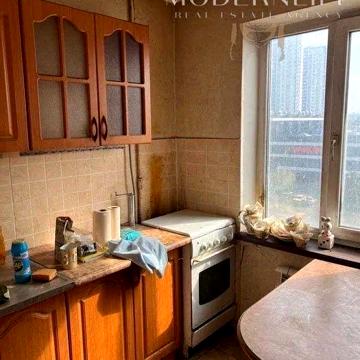 Продаж 2к квартири вул. Героїв полку Азов 13 (Маршала Малиновського)