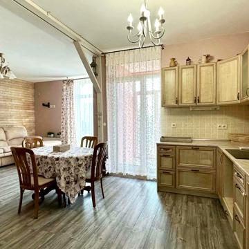 Регенераторна вул., 4 к2