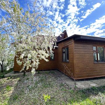 Продаж будинка в селі Шестовиця