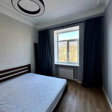 Продаж 3к центр / міста закритий двір / навпроти ТРК Европа