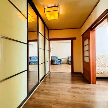 Продаж 1к квартири Бажана 26