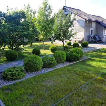 Продаж сучасного приватизованого будинку з ексклюзивним плануванням