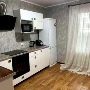 Сергія Данченка вул., 1
