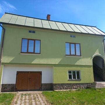 Продається приватний будинок із земельною ділянкою