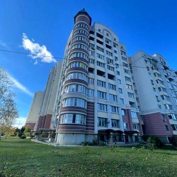Продажа квартиры 113кв.м Чабаны Юности 3А 
Чабаны.Метро 2км.Без комисс