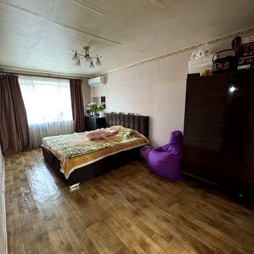 Продам 3-х кімнатну квартиру в районі Одеської. Власник