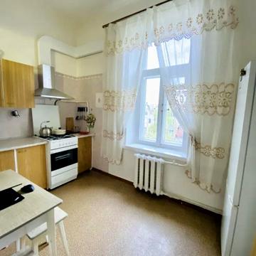 Олеся Гончара вул., 53