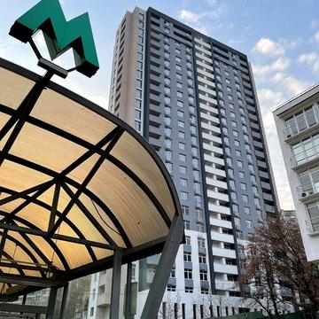 продаж 2к квартири біля парку та озера Голосіївський пр. Метро - 100 м ЖК Сільвер Хаус