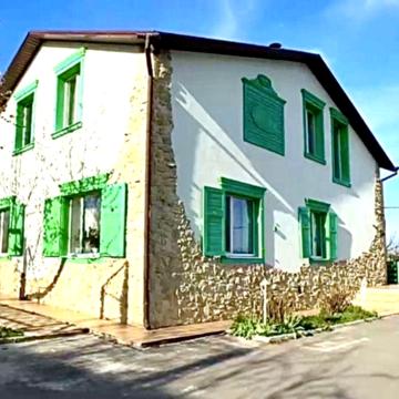 Продаж сучасного будинку