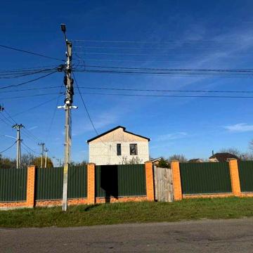 с.Рожівка продам будинок +18сот.
