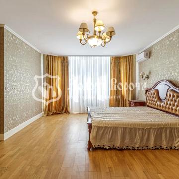 Пономарьова вул., 26к4