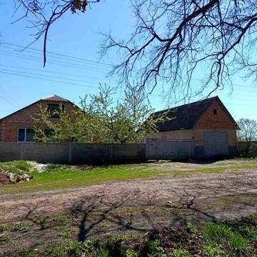 Будинок в смт Шарівка Богодухівського р-ну