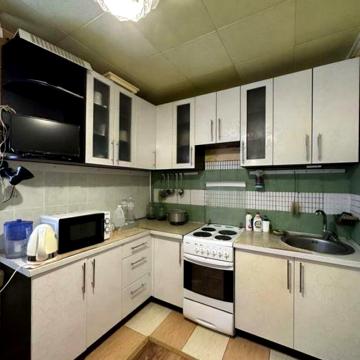 Сдам недорого 2к.кв.в центре Космоса.FINKA