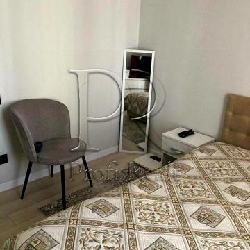 Амосова вул., 55