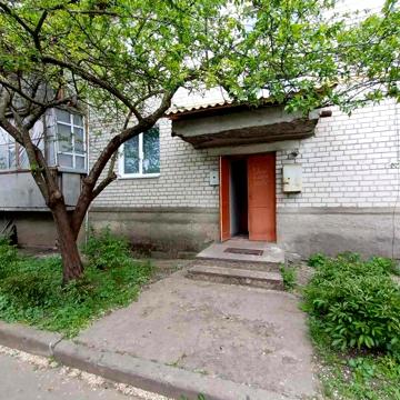 Продам 3-кімнатну квартиру в м.Ізюм Харківська обл.