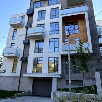 Продаж просторої квартири 71 м2 в  новобудові поруч Стрийського парку