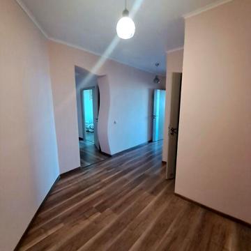 Продаж 2к Квартира Академіка Сахарова вулиця