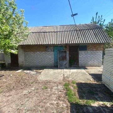 Продається цегляний будинок в селі Погреби Полтавська область